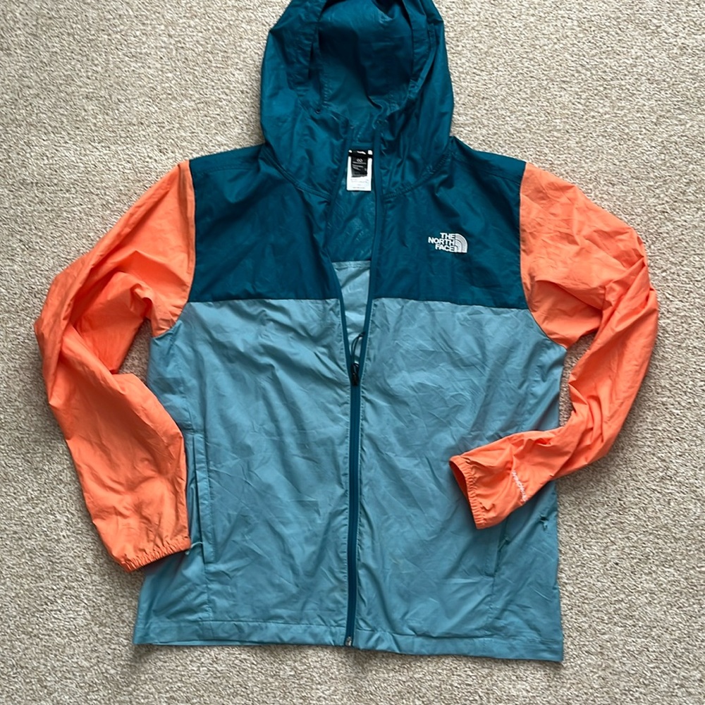 Men’s North Face windbreaker, Size Medium
